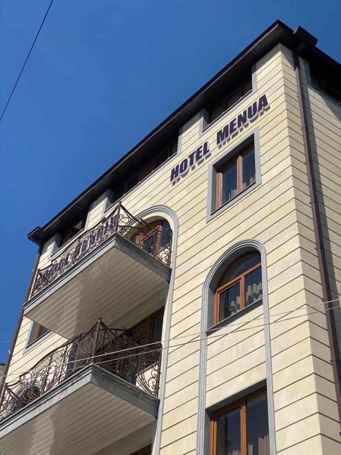 Hotel Menua Erevan Esterno foto